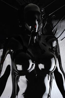 Extreme Black Latex Vacuum Bed