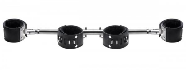 Adjustable Swiveling Spreader Bar With Leather Cuffs