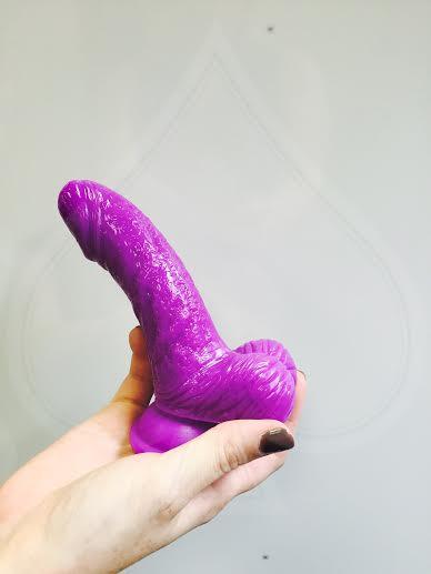 Silicone Curvy 4 Inches Realistic Suction Cup Mini Dildo Purple