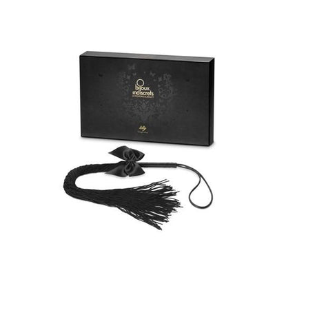 Lilly Fringe Whip Black