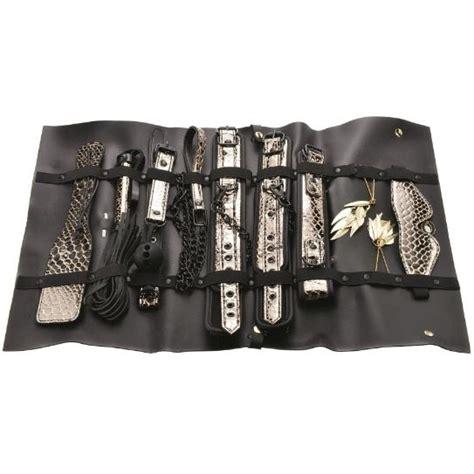 The Traveler Play Kit Gold/Black