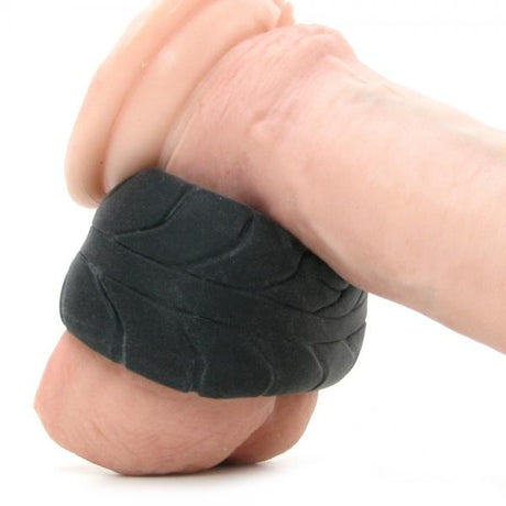 Ball Stretcher Black