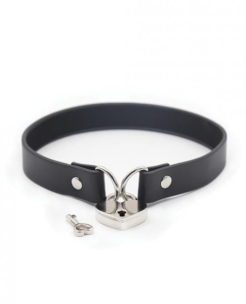 Plesur Pvc Collar W/Heart Lock Black